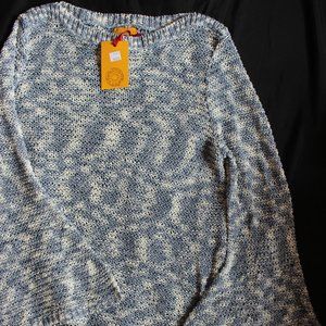 Blue/ White Bell Sleeved Sweater